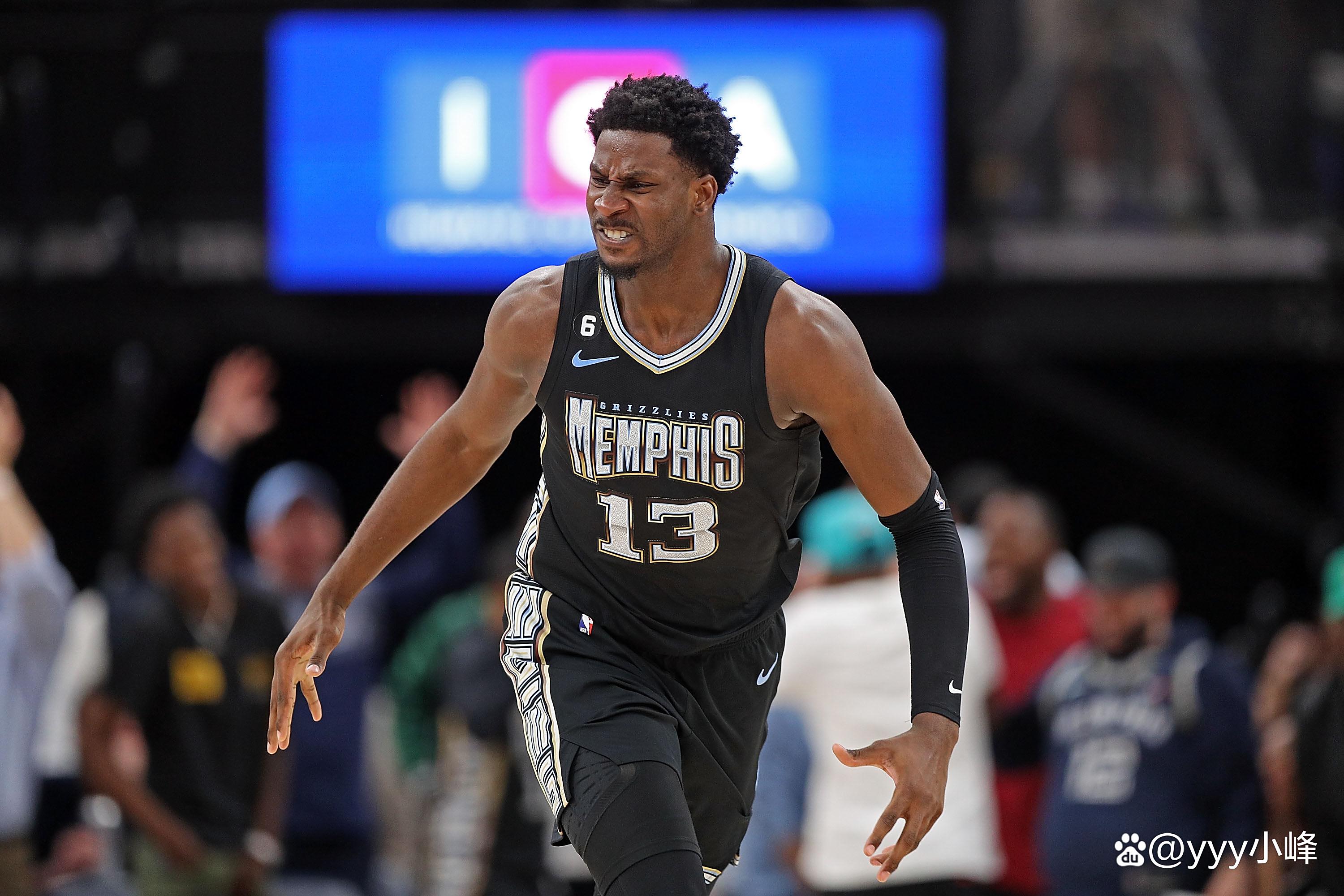  社区盾国际比赛日走向成谜；孟菲斯灰熊官宣签约；球迷炸锅；球探报告显示潜力