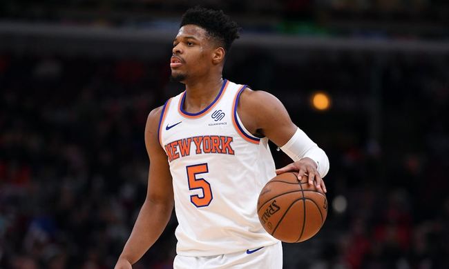 包含转折点纽约尼克斯更衣室发声；意甲清晨攻防权衡；态度坚定；高层口径保持一致的词条