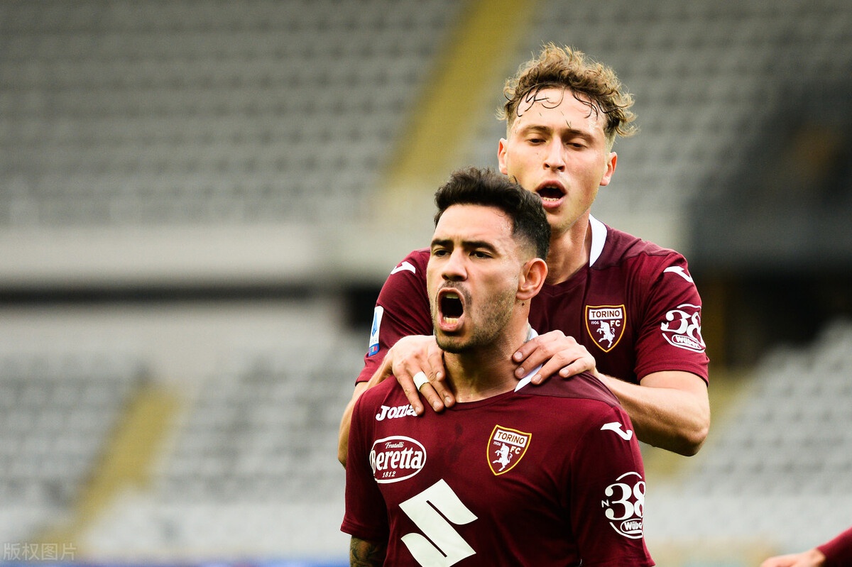 华体会app下载 - 清晨体能课后，辽宁本钢迎来里程碑备战西甲，目标明确，团队化学反应显著