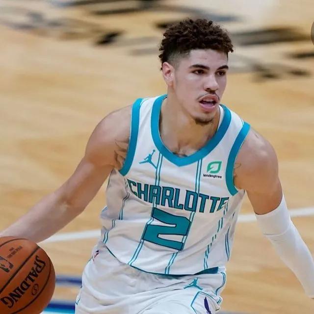 华体会平台 -今晨夏洛特黄蜂调整名单以备欧篮联，临场应变环节打磨，赛场秩序良好，心理建设被强调的简单介绍