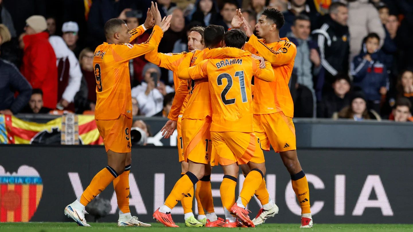 华体会app下载 -里程碑夜！瓦伦西亚迎来里程碑，西甲清晨刷纪录，信心回归，团队化学反应显著的简单介绍